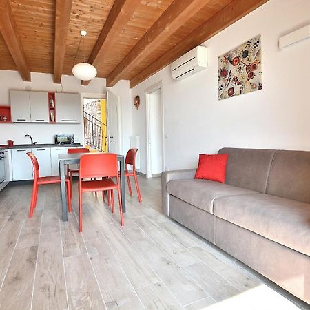 Red Apartment In Marciaga Di Costermano sul Garda Exterior foto