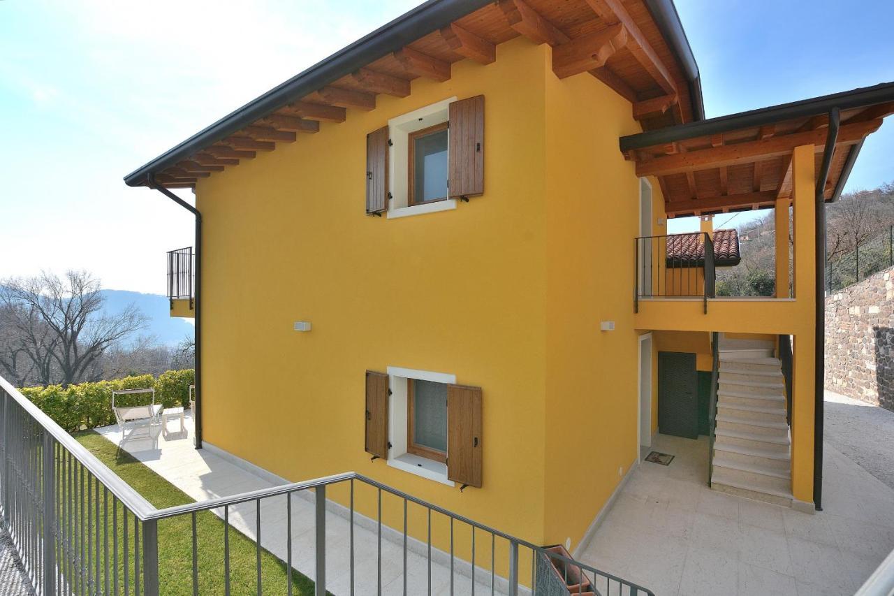 Red Apartment In Marciaga Di Costermano sul Garda Exterior foto