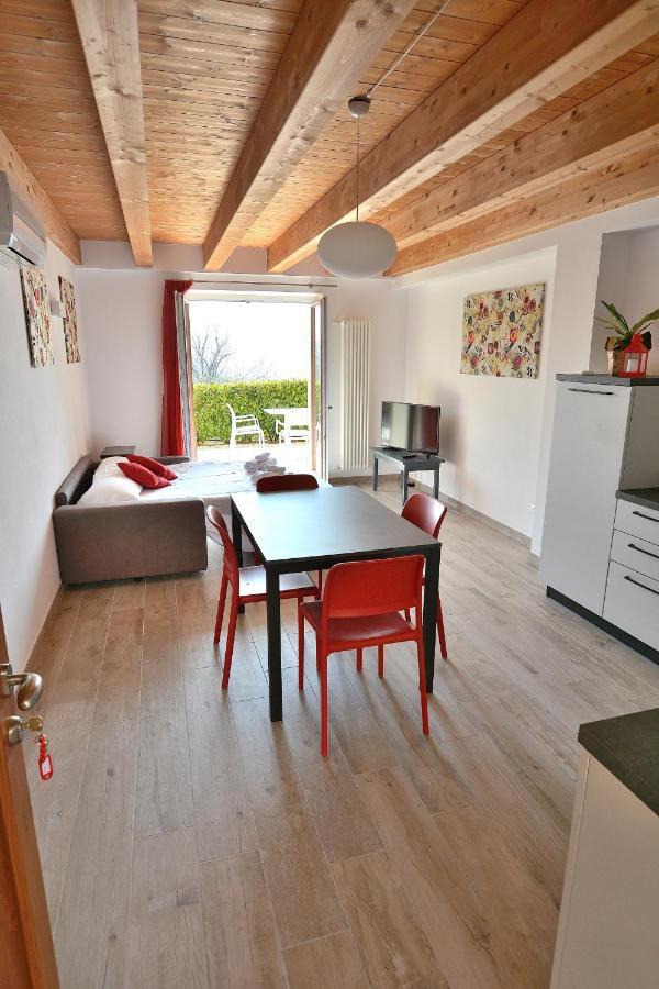 Red Apartment In Marciaga Di Costermano sul Garda Exterior foto